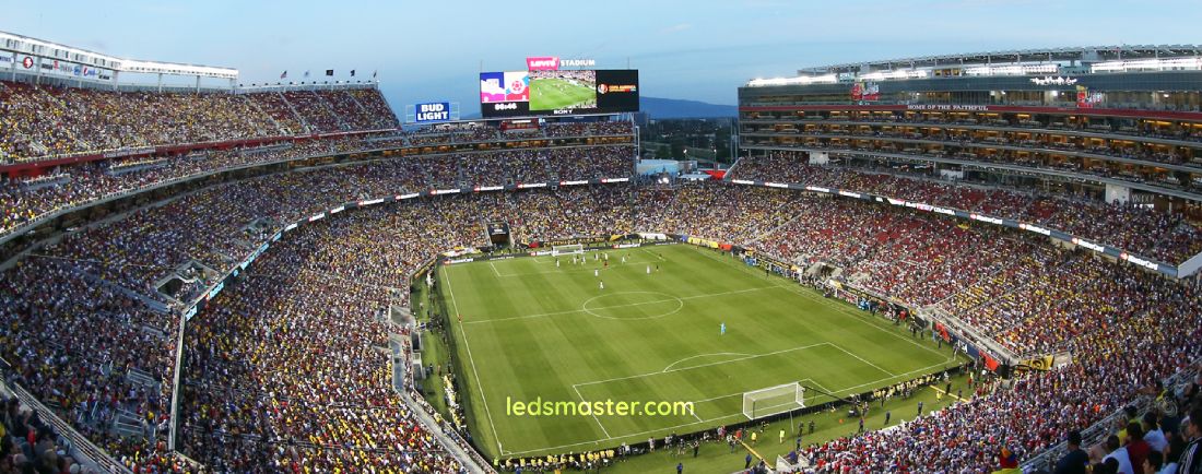 stadium using LED solar-powered lighting